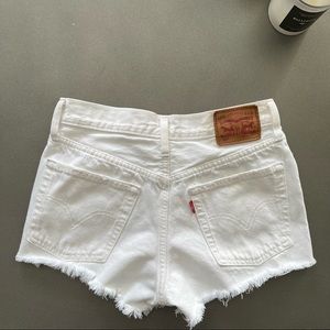 Levi’s 501 Jean Shorts White 25 Cut Off